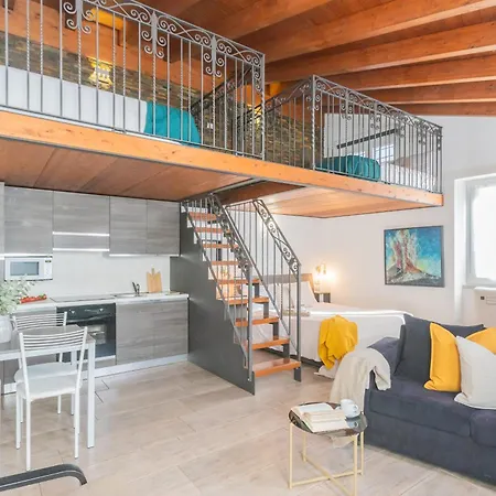 Domus In By Rent Como