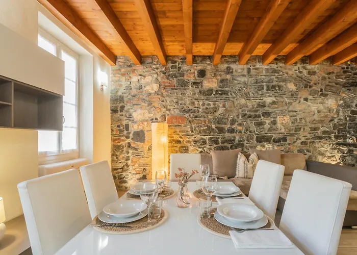 Domus In By Rent Como