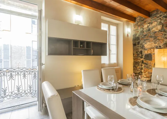 Domus In By Rent Como