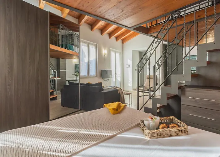 Domus In By Rent * Como