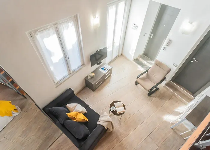 Domus In By Rent * Como