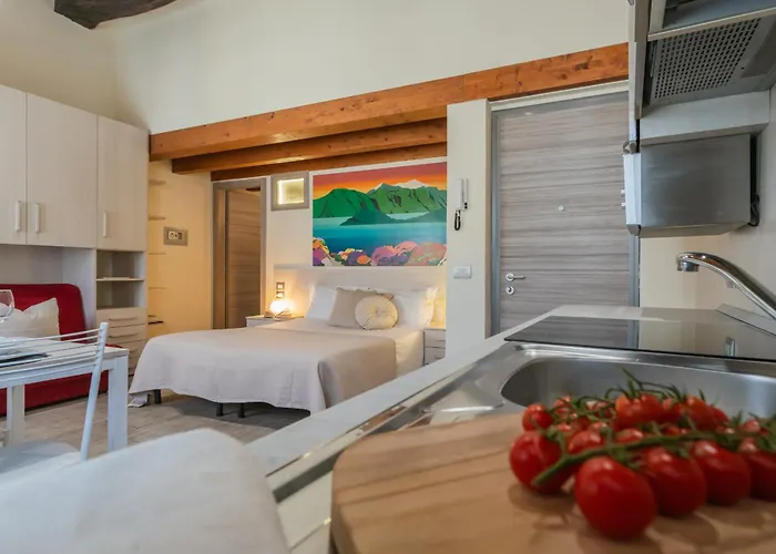 Domus In By Rent Lägenhet Como