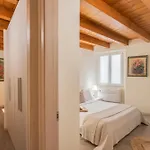 Domus In By Rent * קומו