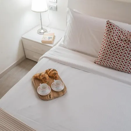 Domus In By Rent شقة كومو