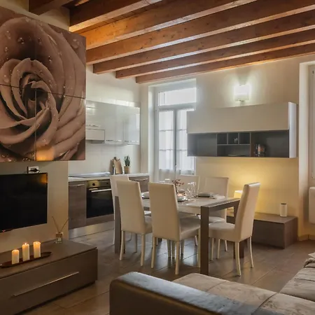 Domus In By Rent Como