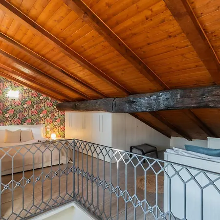 Domus In By Rent Como