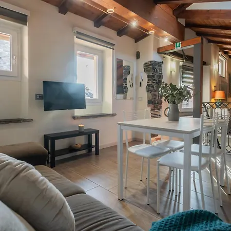 Domus In By Rent شقة