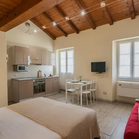 Domus In By Rent Lejlighed Como