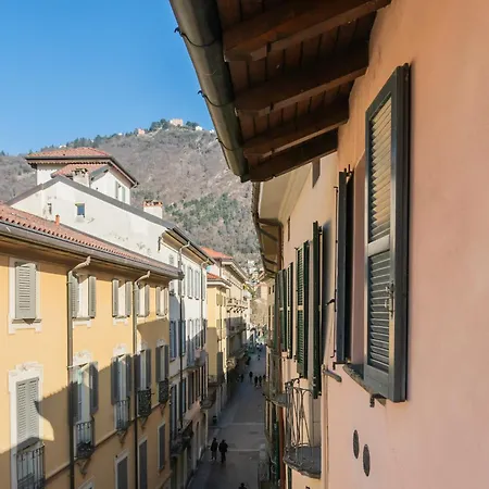 Domus In By Rent Como