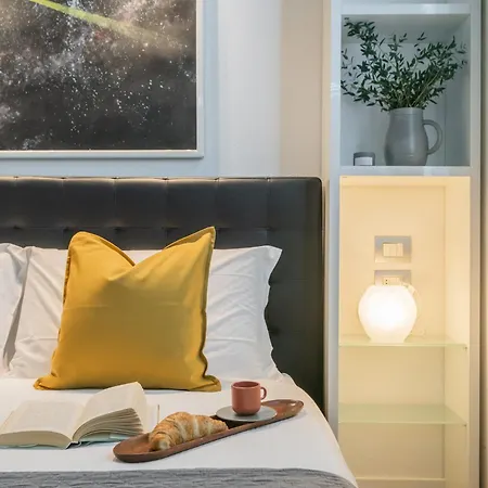 Apartment Domus In By Rent Como