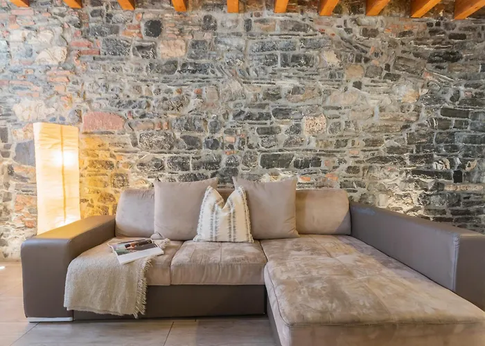 Domus In By Rent *
