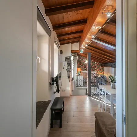 Domus In By Rent Como