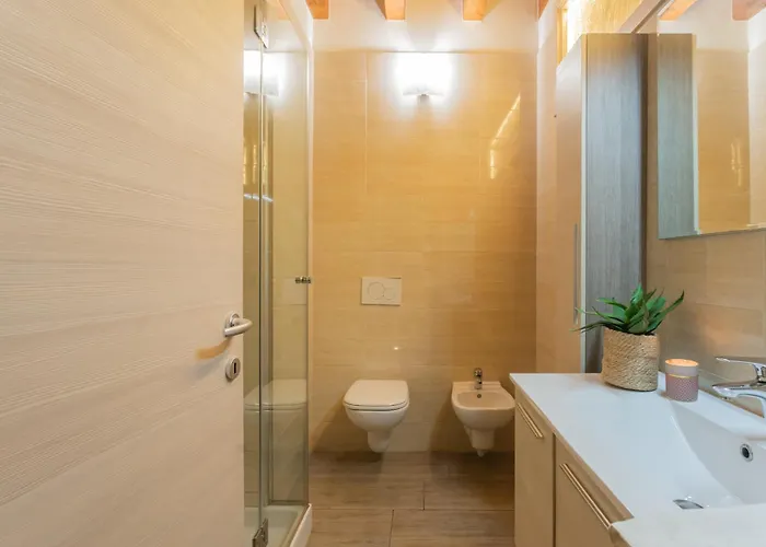 Domus In By Rent Apartment