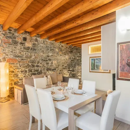Апартаменты Domus In By Rent *